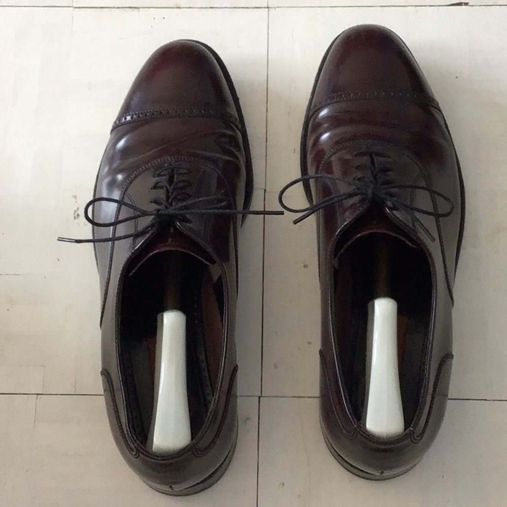 Florsheim Brown Oxford Dress Shoes with Brogue Detailing